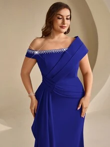Coutiva Plus Size Women's Rhinestone Decorated Asymmetric Neckline Elegant Formal Evening Gown (Heavy Workmanship) - Royal Blue - View 5