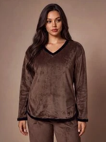 Lazeform Maillard Mocha Brown Flannel Pajamas For Women, Plus Size Slimming Minimalist Contrast Trim Design Long Sleeve Autumn/Winter Loungewear 2 Pieces Set, Suitable For Outdoor Wear - Mocha Brown - View 6