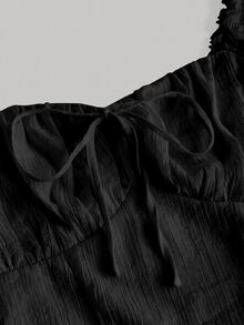 SHEIN Girlism 少女白色休閒百搭方領露肩百褶泡泡袖短版上衣，春/夏新品 - 黑色 - 查看 9