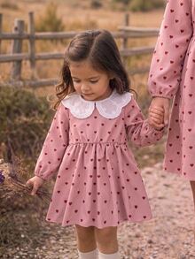 SHEIN Gaun Kasual Musim Panas Sehari-hari Berlipit Motif Hati untuk Bayi Perempuan - Berwarna merah muda - View 4