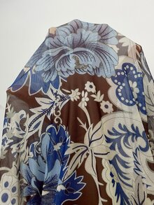 Brillora 女款花卉印花荷葉領喇叭袖高低下擺時尚上衣 - 棕色 - 查看 11