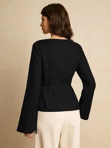 Poéselle 女款純色露肩船領喇叭袖上衣，側綁帶不對稱下擺襯衫，秋冬休閒通勤職場穿搭，萬聖節造型 - 黑色 - 查看 2