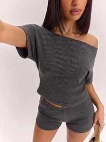 Eshe Glo 女款兩件套灰色露肩短袖上衣，休閒優雅性感 Y2K 風格，適合派對、夜店、夜生活與外出穿著 - 黑色 - 查看 5