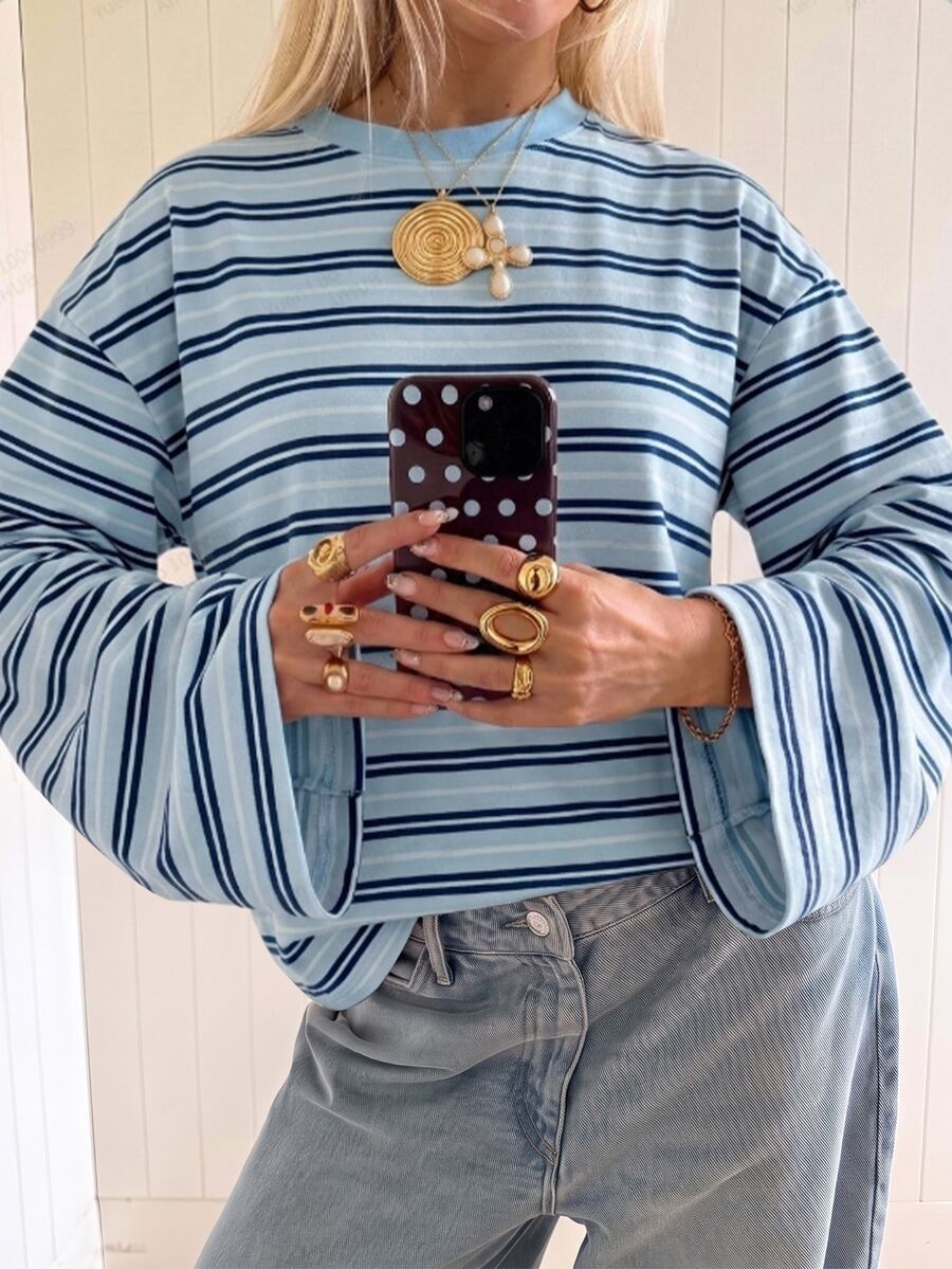 SHEIN EZwear 海外長袖淺藍色與深藍色拼接條紋上衣,秋季襯衫,適合日常通勤、派對、秋冬春夏、聖誕節、新年、感恩節、派對、婚禮、海灘、畢業典禮、優雅、外出、約會、通勤、情人節、優雅、度假、Y2K、畢業典禮等場合 - 彩色 - 查看 1