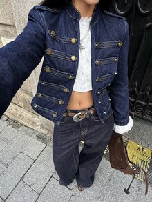 StreetHx 女款深藍色軍裝風短款牛仔夾克，立領長袖開襟外套，精緻金色鈕扣裝飾，時尚休閒拿破崙短夾克 - 深色水洗藍 - 查看 7