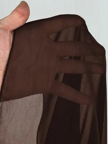 Maweii 大尺碼法式性感度假風 V 領荷葉邊上衣 - 咖啡棕 - 查看 3