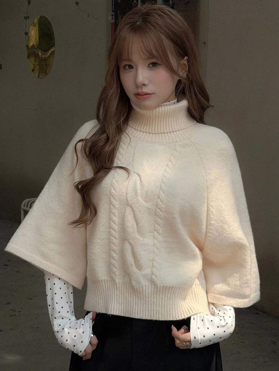 K-Vae 女款粗繩編織高領落肩袖寬鬆時尚毛衣 - 杏色 - 查看 1