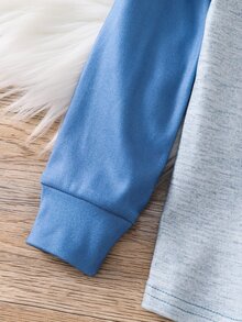 SHEIN 小男孩條紋圖案休閒簡約修身舒適加厚長袖圓領居家褲，適合秋冬 - 彩色 - 查看 6