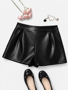 GlowEve CURVE Plus Size Fashion PU Leather Street Style Studded High Waist Leather Shorts - Black - View 5