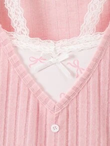SHEIN 2件組女童秋冬返校套裝 7-13歲，粉色時尚甜美印花蝴蝶結刷毛羅紋蕾絲飾邊鈕扣長袖背心上衣，藍色鬆緊腰刺繡口袋寬鬆長褲，舒適柔軟休閒，適合春夏秋冬，適合作為禮物 - 粉色 - 查看 5