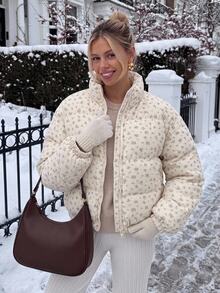 DAZY Women's All-Over Ditsy Floral Puffy Bread Jacket, Loose Short Romantic Casual Everyday Padded Coat Winter - Beige - View 2