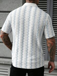 Manfinity CasualCool 男士對比色前開鈕扣短袖粉色與白色條紋襯衫 度假夏季休閒熱帶風 - 藍白色 - 查看 2