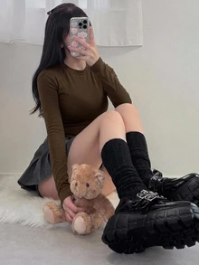 DAZY 女款夏季小立領長袖修身包覆性感休閒百搭打底T恤 - 軍綠色 - 查看 6