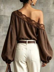 Glimmora Atasan Fashion Wanita dengan Bahu Asimetris dan Hiasan Renda. - Coklat - View 2