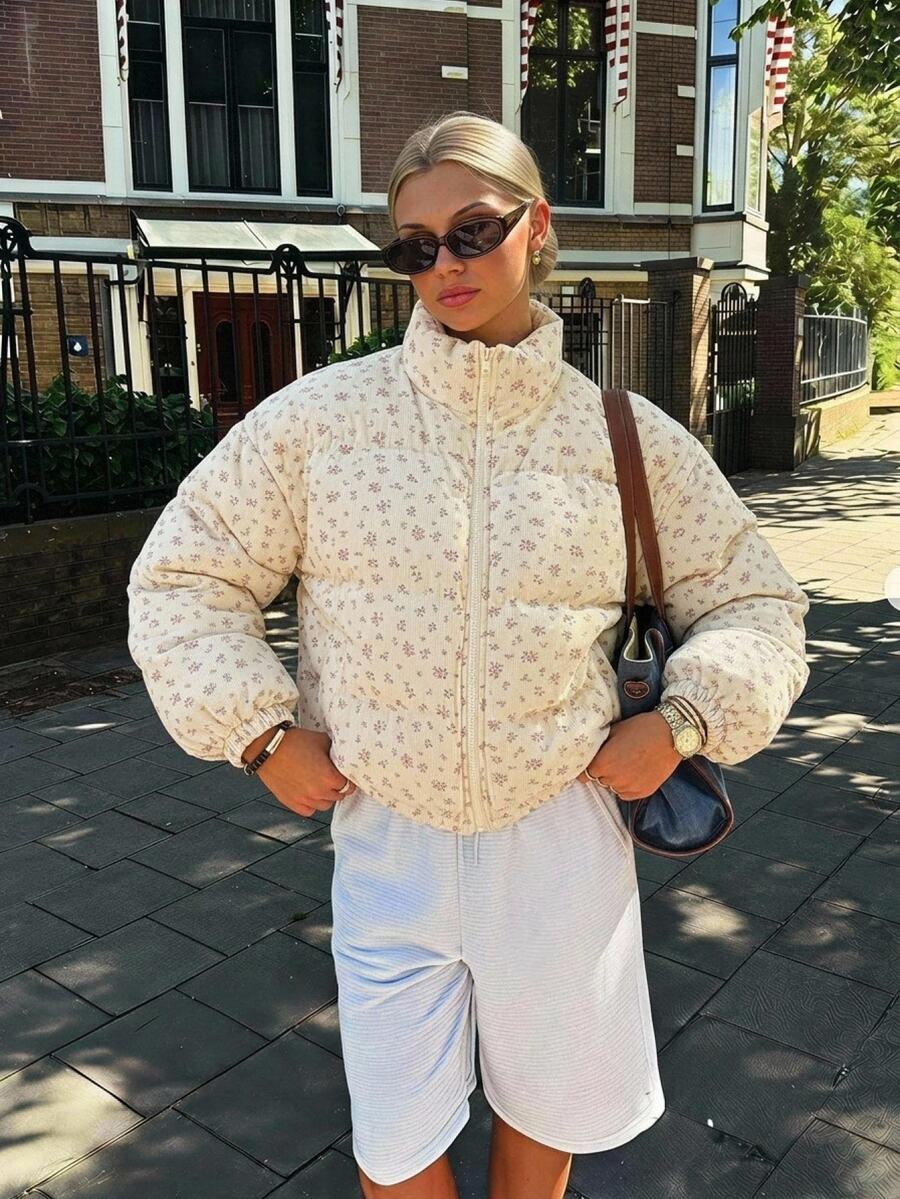 DAZY Women's All-Over Ditsy Floral Puffy Bread Jacket, Loose Short Romantic Casual Everyday Padded Coat Winter - Beige - View 1