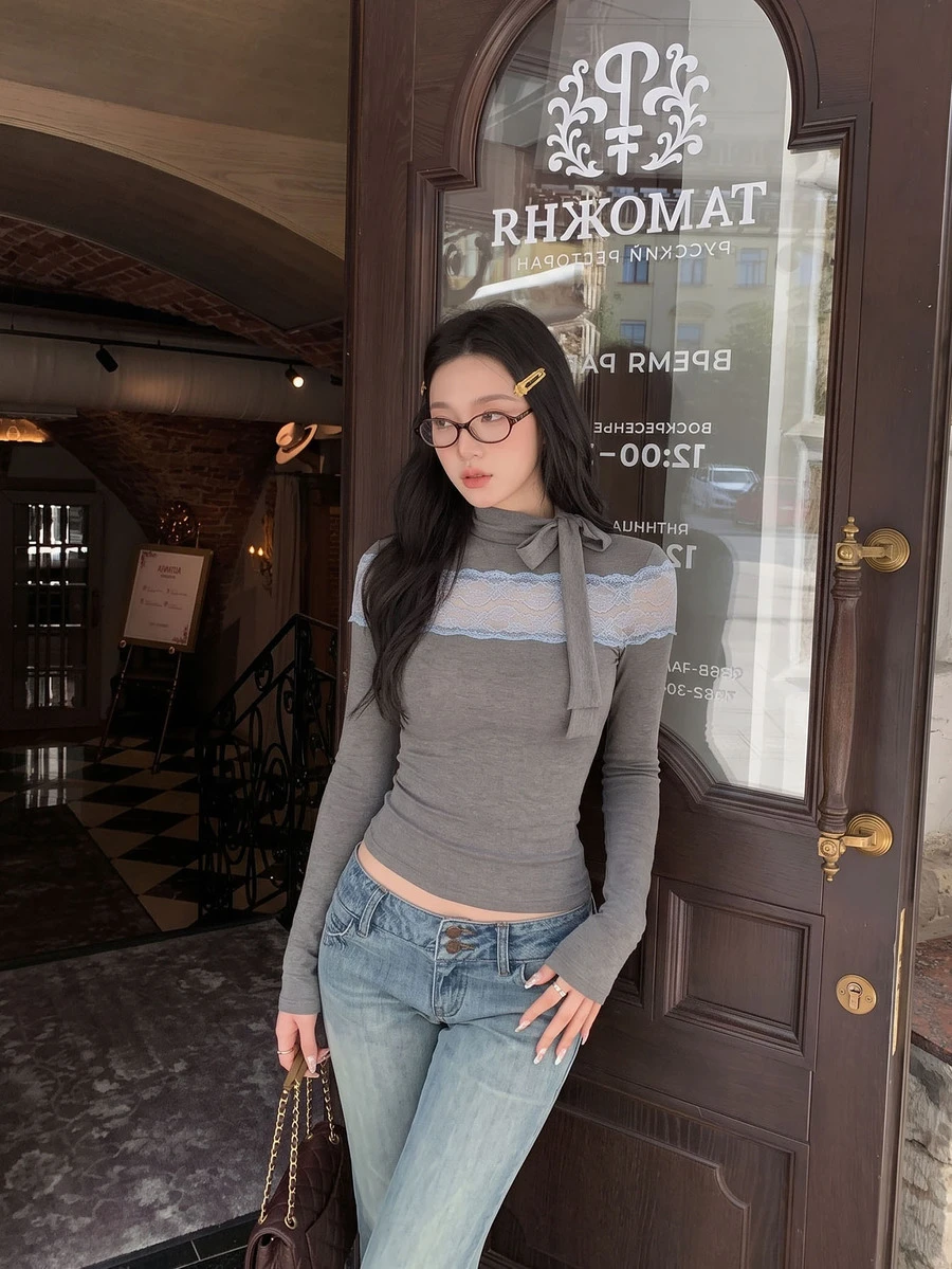DAZY Design Lace Patchwork Fitted Slimming Inner Top For Women, Autumn Niche Elegant Fashion Versatile Smart Style Blouse - Grey - View 1