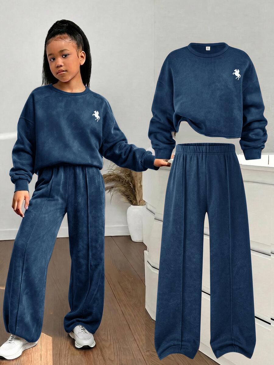 SHEIN 青少年女孩運動衫套裝,復古做舊印花 2 件套,圓領長袖小馬印花短版運動衫與寬鬆長褲休閒套裝 - 藍色 - 查看 1