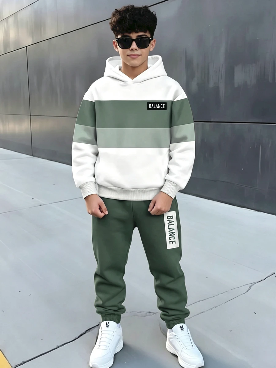 青少年男孩連帽衫與運動衫套裝 - 彩色 - 查看 1