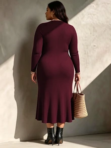 SHEIN LUNE CURVE Plus Size Women Solid Color Long Sleeve Round Neck Metal Button Decor Knit Dress Winter - Burgundy - View 2