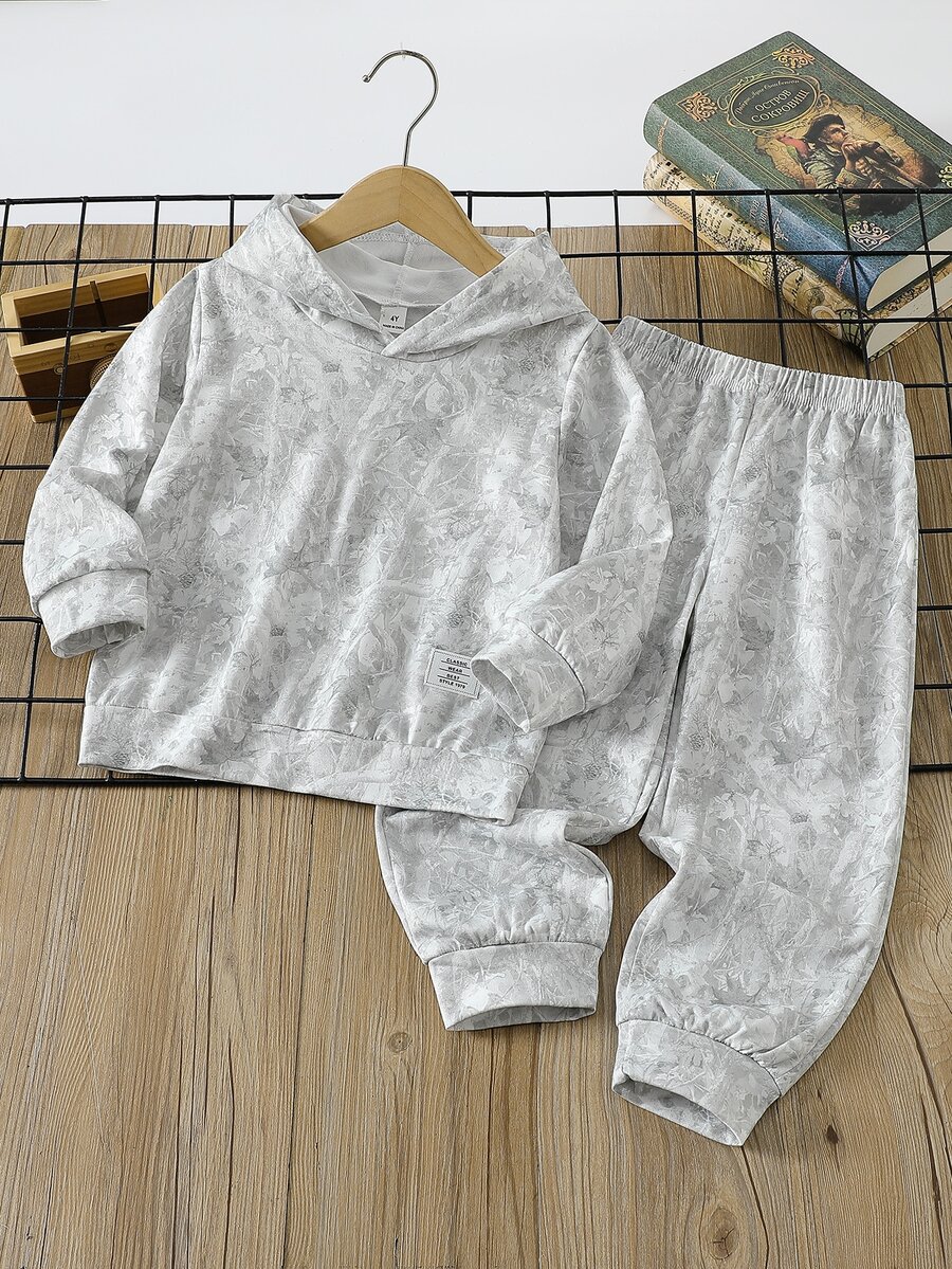SHEIN Coolqubz 2件組小男孩休閒純色紮染運動衫+長褲,適合日常、上學、旅行、戶外玩耍,春秋季返校穿著 - 淺灰色 - 查看 1