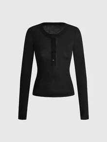 ROMWE Y2K Street Style Spicy Girl Casual Classic Distressed Slogan Cursive Print Semi-Sheer Textured Slim Fit Henley Collar Long Sleeve Rayon T-Shirt - Black - View 2