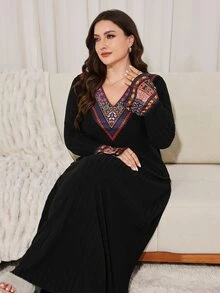 Lacomfia Plus Size Vacation Fashion Geometric Print Dress - Black - View 1