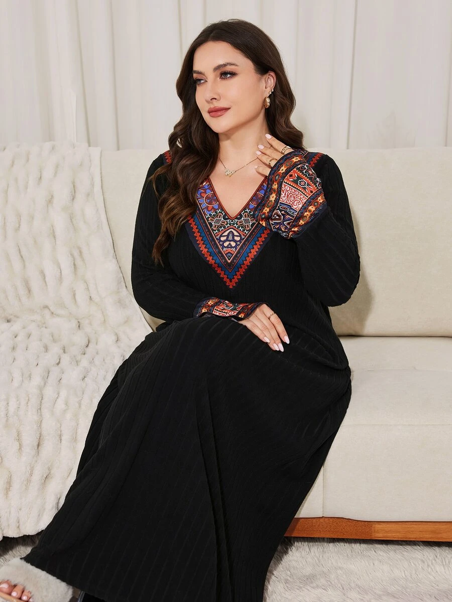 Lacomfia Plus Size Vacation Fashion Geometric Print Dress - Black - View 1