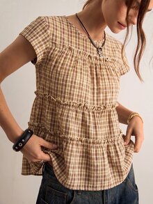 Freevana 女款圓領短袖荷葉邊休閒襯衫 藍色格紋 夏季 開學季 野餐早午餐穿搭 - 棕色 - 查看 1