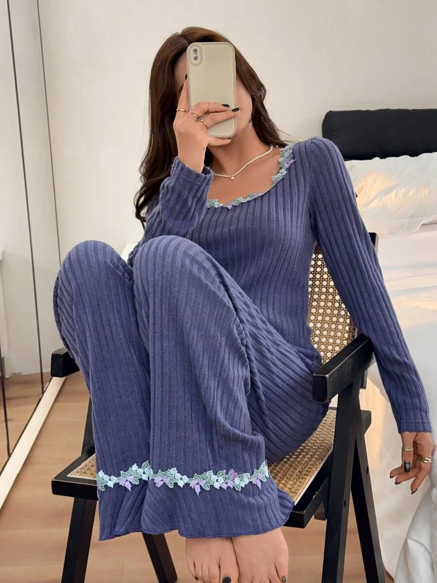 SHEIN Bộ đồ ngủ nữ 2 món màu trơn mềm mại, tay dài, viền ren, mặc nhà mùa xuân thu đông - Màu tím - Xem 1