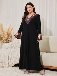Lacomfia Plus Size Vacation Fashion Geometric Print Dress - Black - View 3