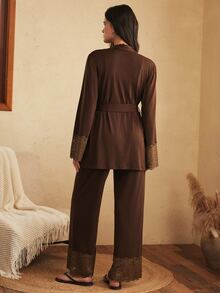 Lullawish Set Piyama Wanita Kasual Rumahan dengan Motif Renda dan Celana Panjang - Coklat - View 2