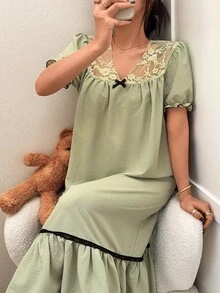 Napfluff Asian Style Cute Women's Nightgown, Woven Bubble Crepe Lace V-Neck Patchwork, Contrast Color Bow Puff Short Sleeve Long Hem Ruffle Loose Home Sleep Dress - Green - View 4