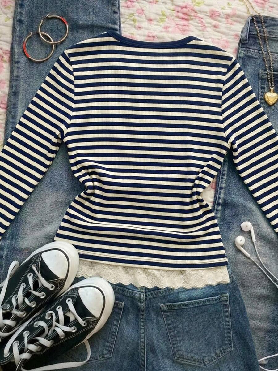 DAZY Women's Striped V-Neck Contrast Lace Hem Casual T-Shirt - Navy Blue - View 1