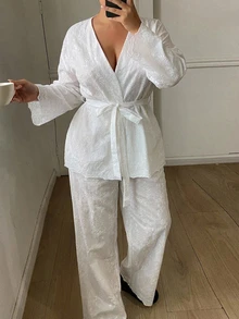 Dazy Plus Bộ 2 món áo dáng rộng và quần họa tiết jacquard, đồ mặc nhà pijama màu trắng phong cách thường ngày - trắng - Xem 5