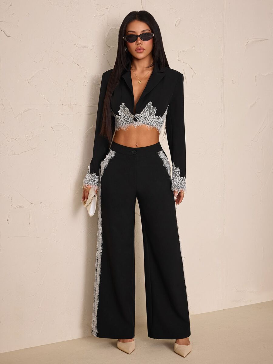 SHEIN PETITE طقم بدلة عمل أنيقة للنساء الصغيرات تتميز بألواح دانتيل باللونين الأسود والأبيض. - أبيض وأسود - مشاهدة 1