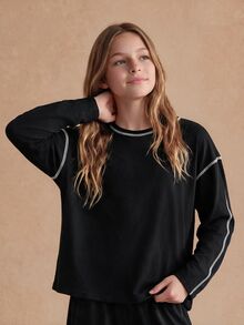 SHEIN 青少年女孩長袖黑色純棉T恤，100%純棉材質，高克重秋冬百搭新款休閒內搭T恤，時尚寬鬆休閒風，新針織設計，開學季秋冬百搭內層熱銷款 - 黑色 - 查看 5