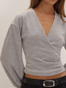 MUSEYN Grey Soft V Neck Wrap Detail Fitted Top Versatile Everyday Casual Chic New Season Fall - Grey - View 5