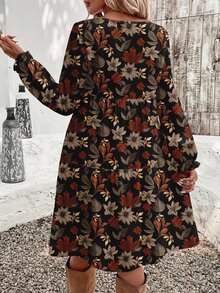 SHEIN VCAY 大尺碼女款花卉印花休閒派對與旅行洋裝 - 彩色 - 查看 2