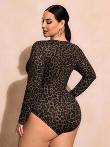SHEIN SXY بودي سوت ملابس شارع بطبعة نمر وأكمام طويلة مقاس كبير - متعدد الألوان - مشاهدة 2