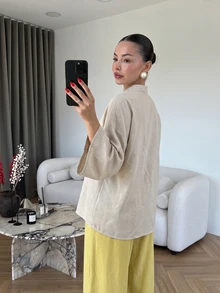 Lacomfia Plus Size Loose Fit Two-Tone Plain Fabric Shirt With Front Button Design, Casual, Suitable For Spring And Autumn Daily Wear - Apricot - View 2