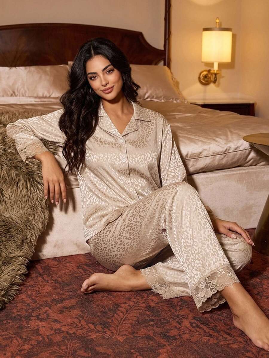 DAZY طقم ملابس نوم نسائي كاجوال للاستخدام اليومي والمنزلي مكون من ملابس علوية بأكمام طويلة وبنطال - كاكي - مشاهدة 1