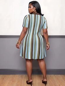 Slaydiva Plus size randig ribbstickad miniklänning med polokrage, V-ringning, korta ärmar och figursydd passform för hösten - Blåröd - Visa 6