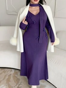 Feyla فستان محبوك أنيق للنساء بمقاسات كبيرة مع تصميم كرات الصوف وياقة على شكل حرف V وأكمام طويلة - الأرجواني - مشاهدة 5