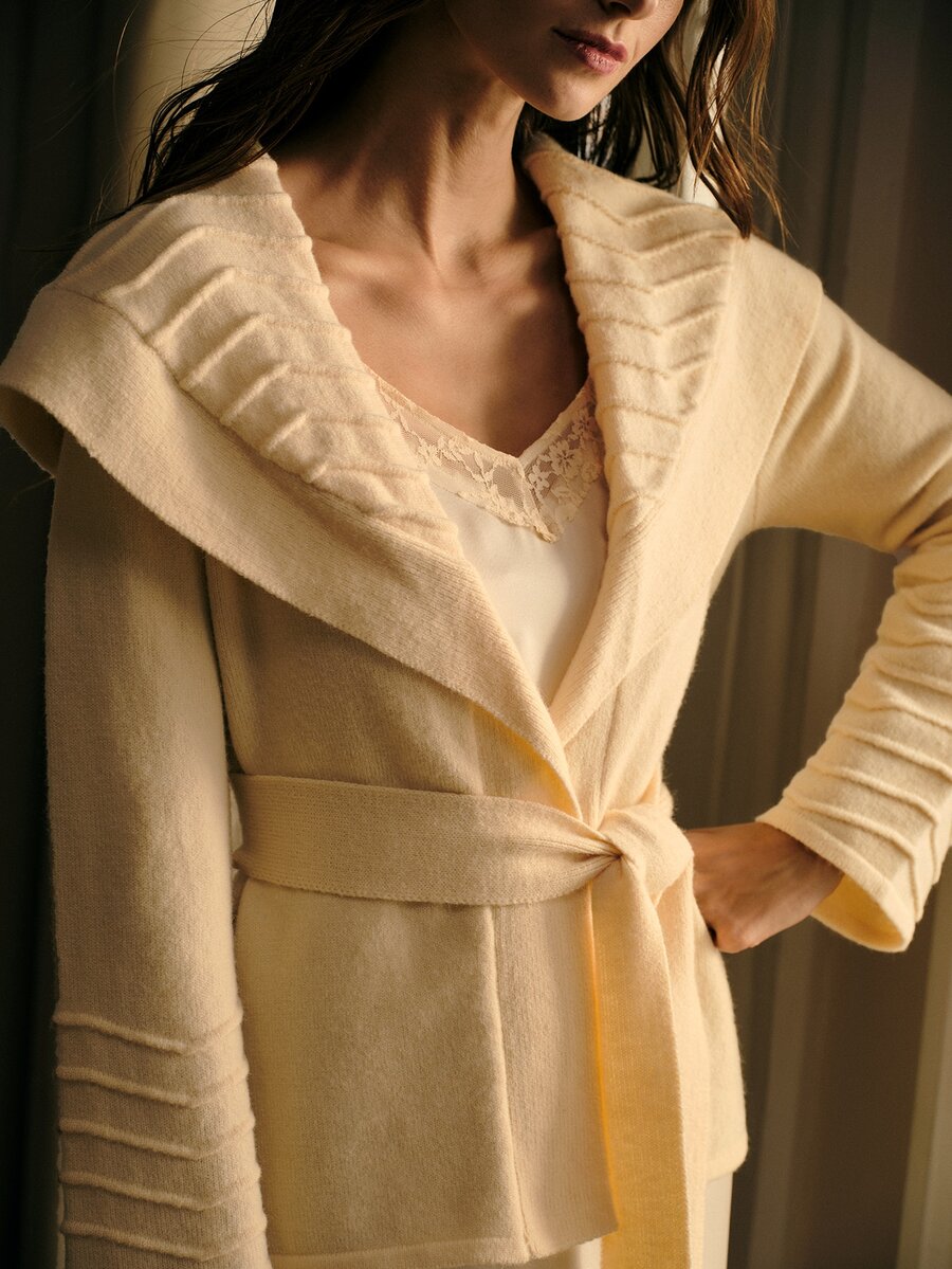 MOTF PREMIUM AUTUMN/WINTER WOMEN'S WHITE CARDIGAN, ELEGANT AND SOPHISTICATED - Apricot - View 1