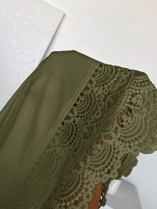 SHEIN Essnce 大尺碼百搭蕾絲拼接單排扣長袖襯衫 秋季 - 軍綠色 - 查看 8