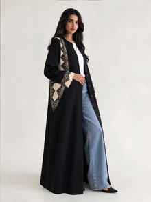 Yasmyna Fashionable Elegant Round Neck Lace Contrast Color Patchwork Front Button Long Sleeve Long Arabic Robe Cardigan - Black - View 1