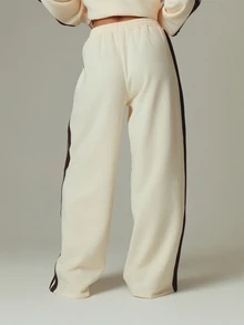 MUSERA Cream Contrast Graphic Detail Straight Leg Joggers Fall Autumn Winter Casual Style Outfits - Yellow - View 6