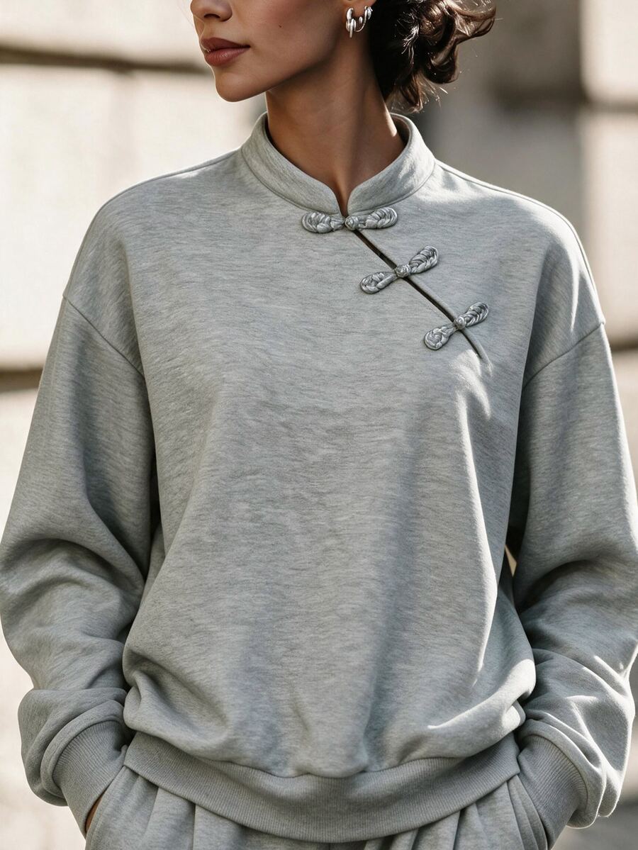 Penseblé 2026 Autumn/Winter New Chinese Style Frog Button Stand Collar Women's Sweatshirt, Drop Shoulder Asymmetrical Placket Loose Casual Versatile Pullover Top - Grey - View 1