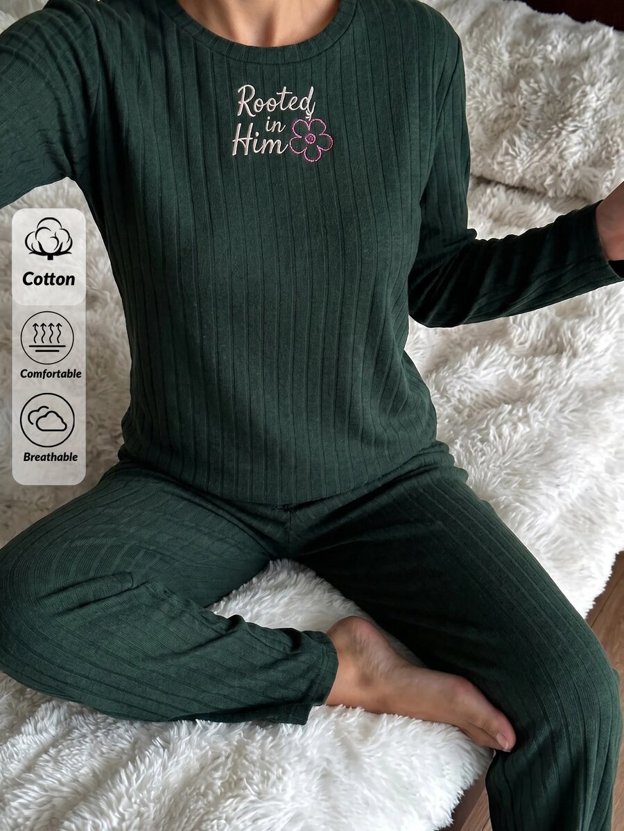 SHEIN Women Rooted In Him Floral Slogan Crew Neck Long Sleeve Soft Ribbed Top And Matching Pants Casual Relaxed Fit 2 Pieces Pajama Set - Dark Green - View 1