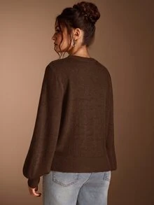 SHEIN BASICS 女款休閒百搭米白色圓領長袖針織毛衣，秋季女裝，適合上班、日常、居家、辦公室穿搭 - 棕色 - 查看 9